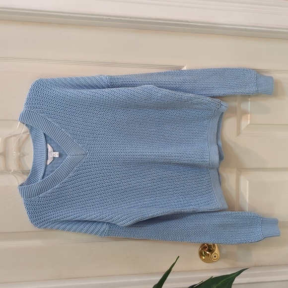 🐢Time and Tru Women's Powder Blue 100% Cotton V-Neck Sweater Size Medium New - Picture 1 of 6
